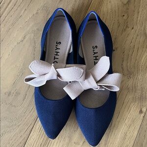 Rothy's Women's Dark Blue Flats with light  pink Bow